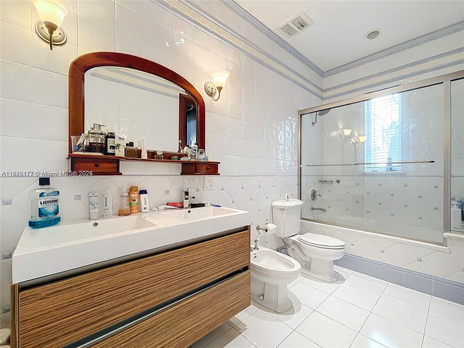 Small Image of 6710 SOUTH WEST 92ND ST, Pinecrest Number 22