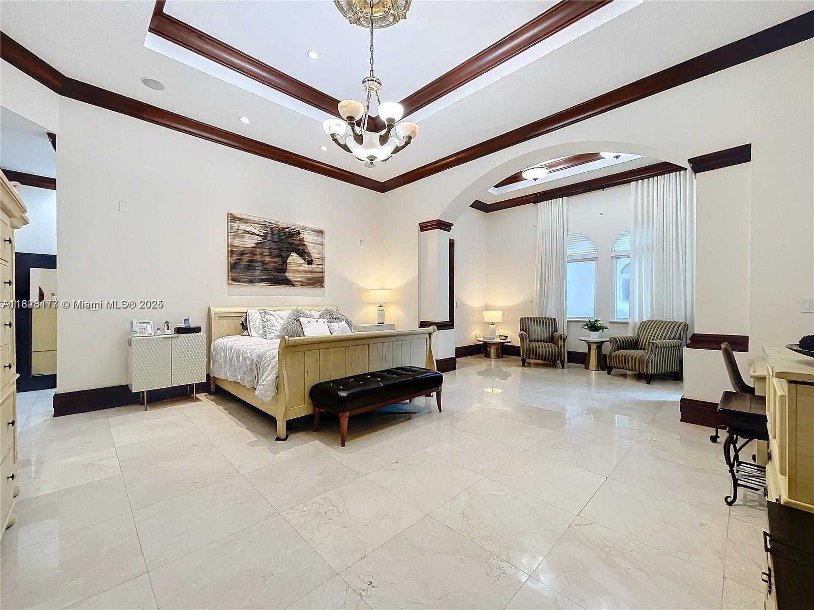 Small Image of 6710 SOUTH WEST 92ND ST, Pinecrest Number 27
