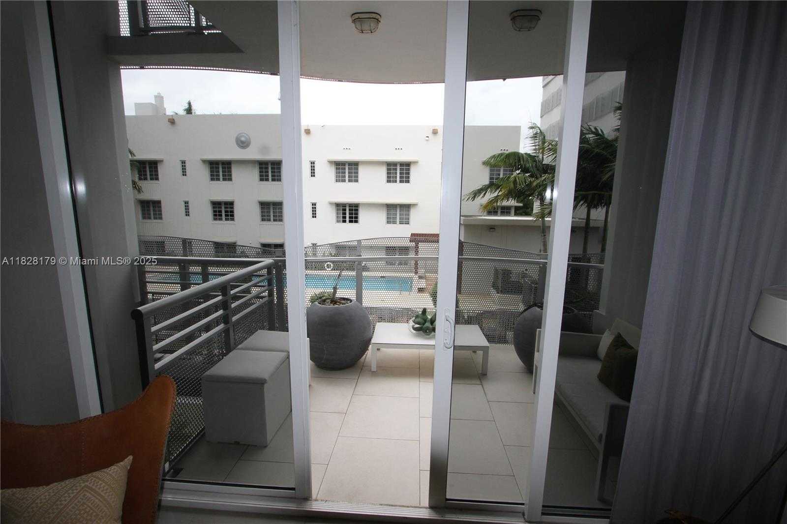 Small Image of 2100 PARK AVE #202, Miami Beach Number 11