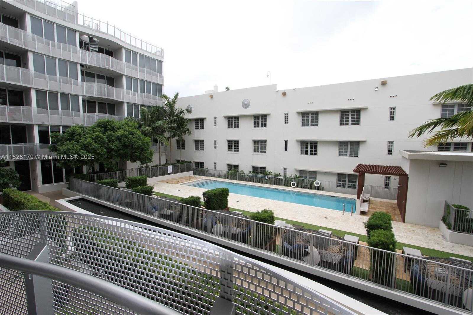 Small Image of 2100 PARK AVE #202, Miami Beach Number 12