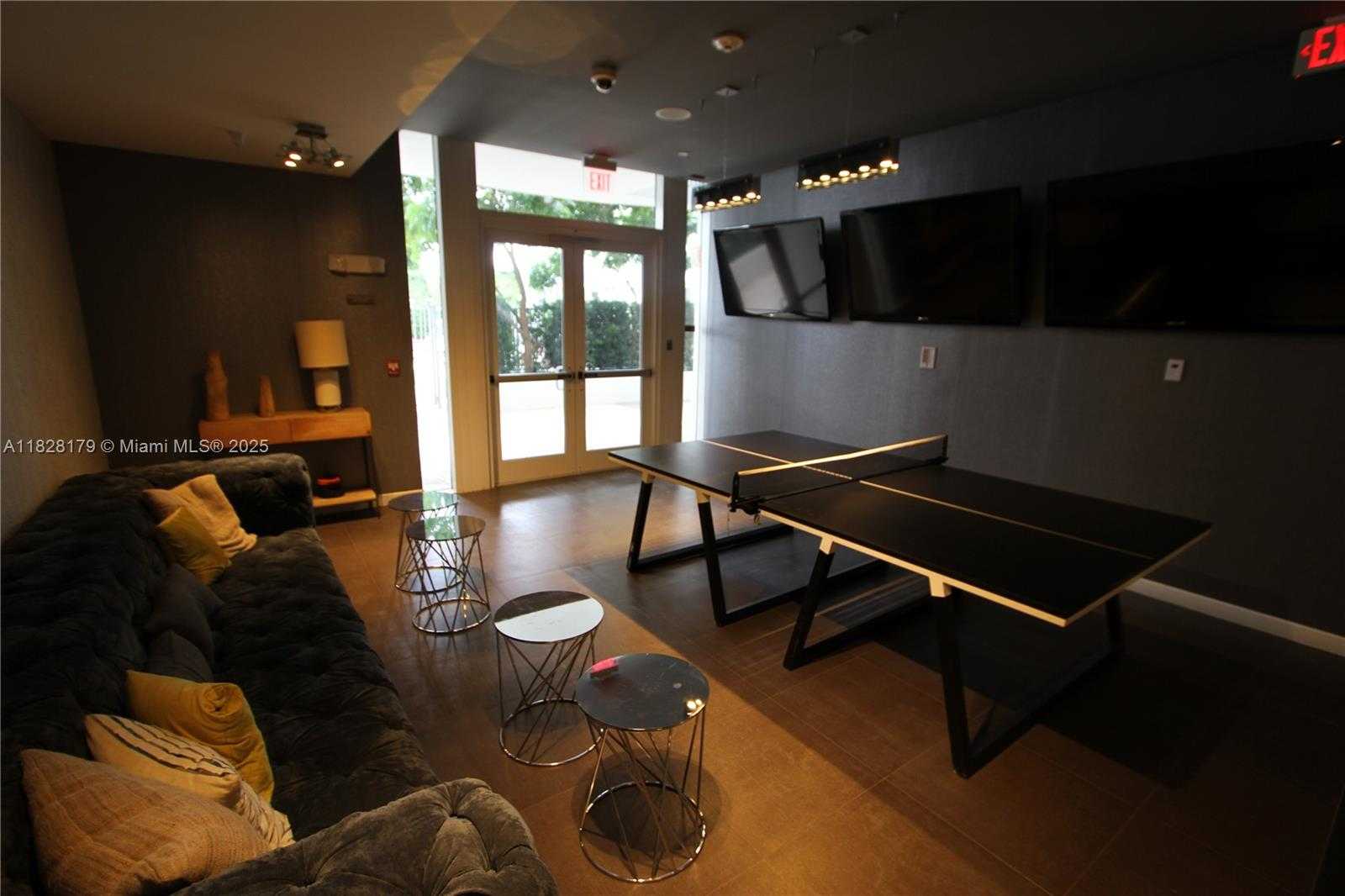 Small Image of 2100 PARK AVE #202, Miami Beach Number 25