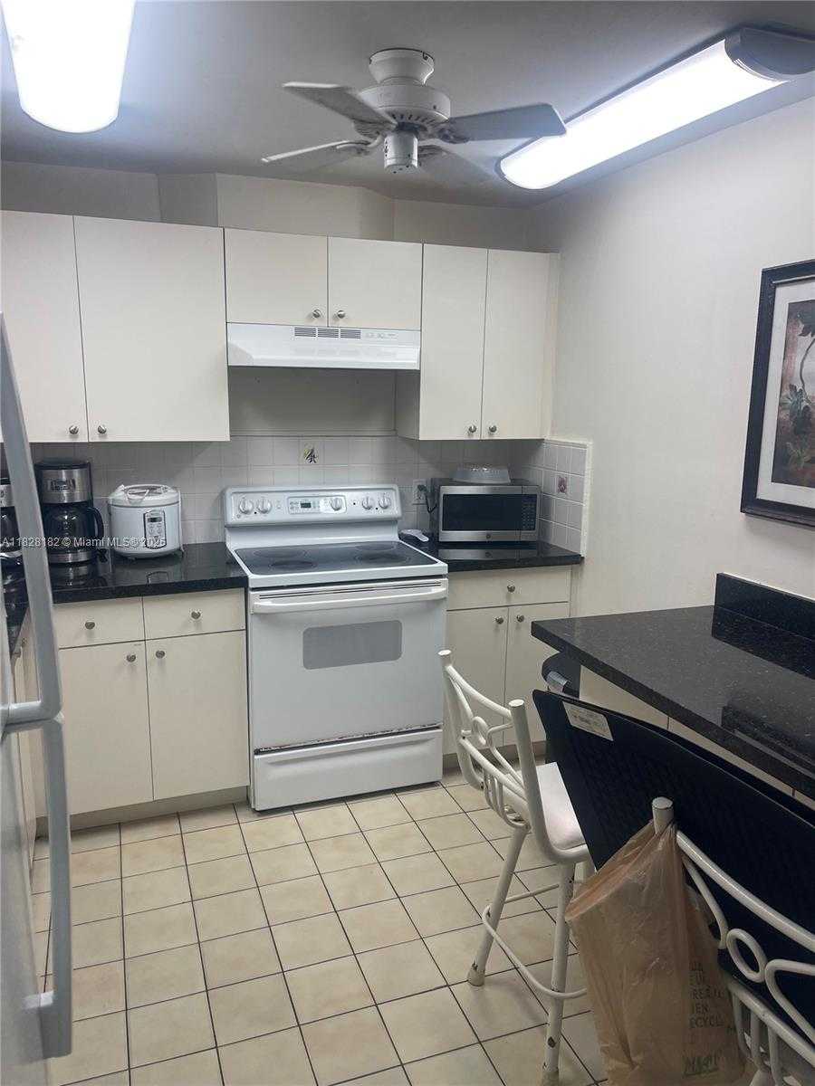 Small Image of 3637 INDIAN CREEK DR #403, Miami Beach Number 10