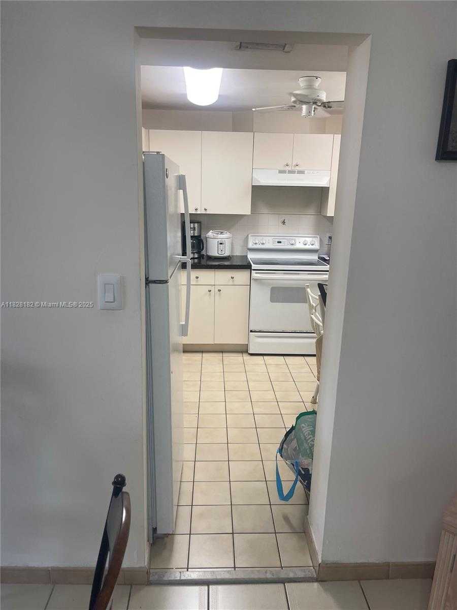 Small Image of 3637 INDIAN CREEK DR #403, Miami Beach Number 11