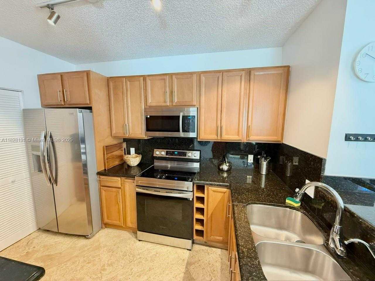 Small Image of 19901 EAST COUNTRY CLUB DR #2108, Aventura Number 14