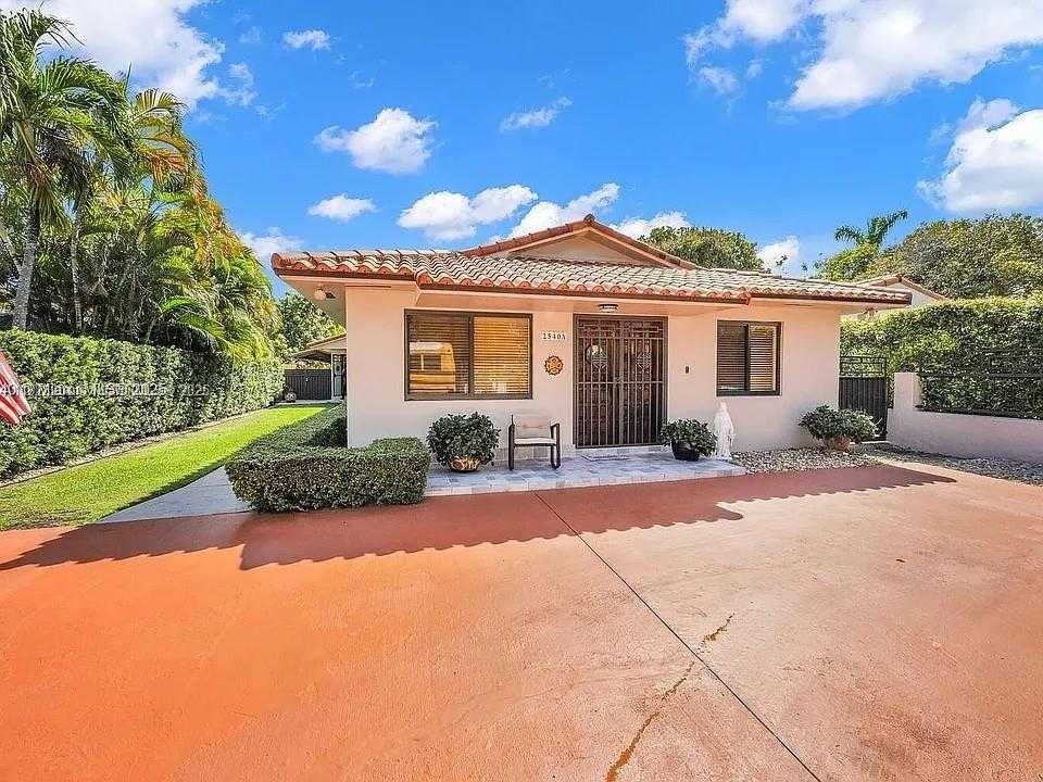 Small Image of 2540 SOUTH WEST 11TH ST #B, Miami Number 2