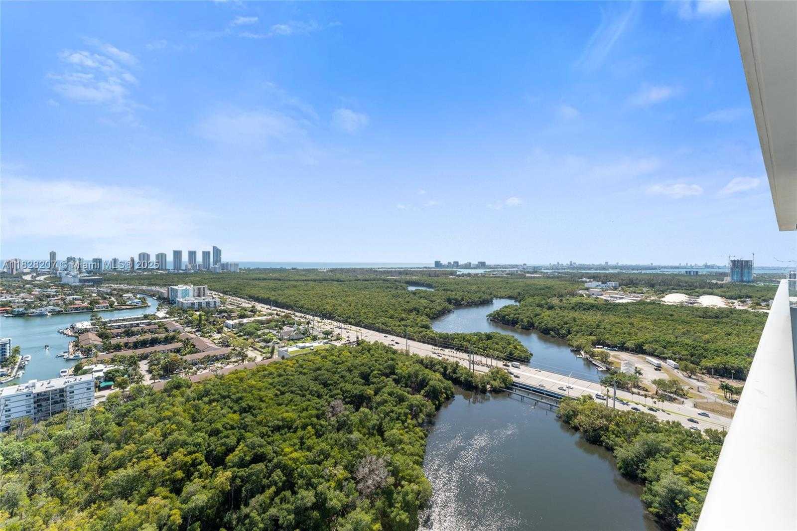 Small Image of 16385 BISCAYNE BLVD #3120, North Miami Beach Number 14