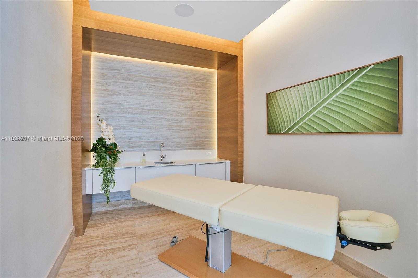 Small Image of 16385 BISCAYNE BLVD #3120, North Miami Beach Number 28