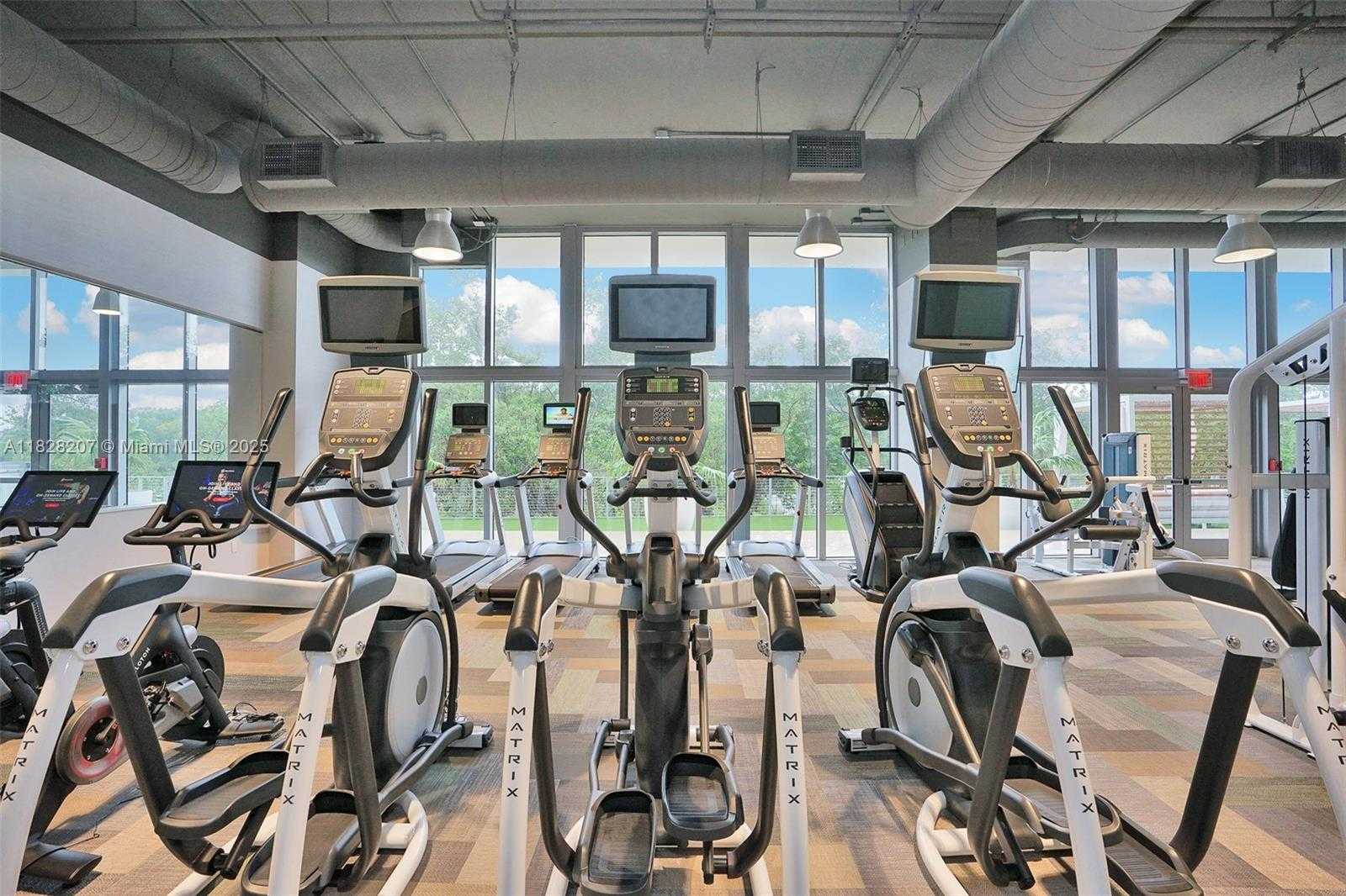Small Image of 16385 BISCAYNE BLVD #3120, North Miami Beach Number 36