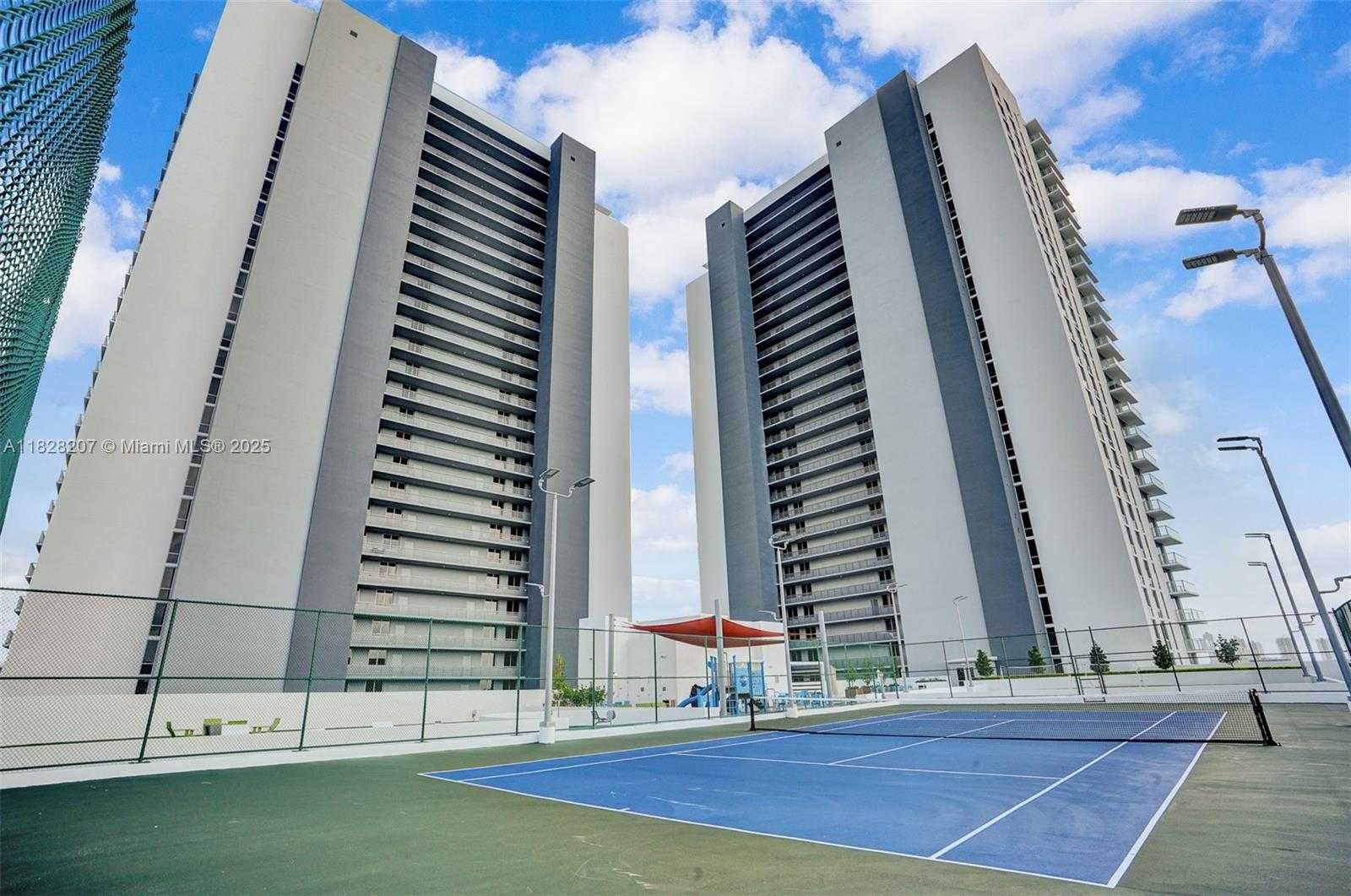 Small Image of 16385 BISCAYNE BLVD #3120, North Miami Beach Number 53