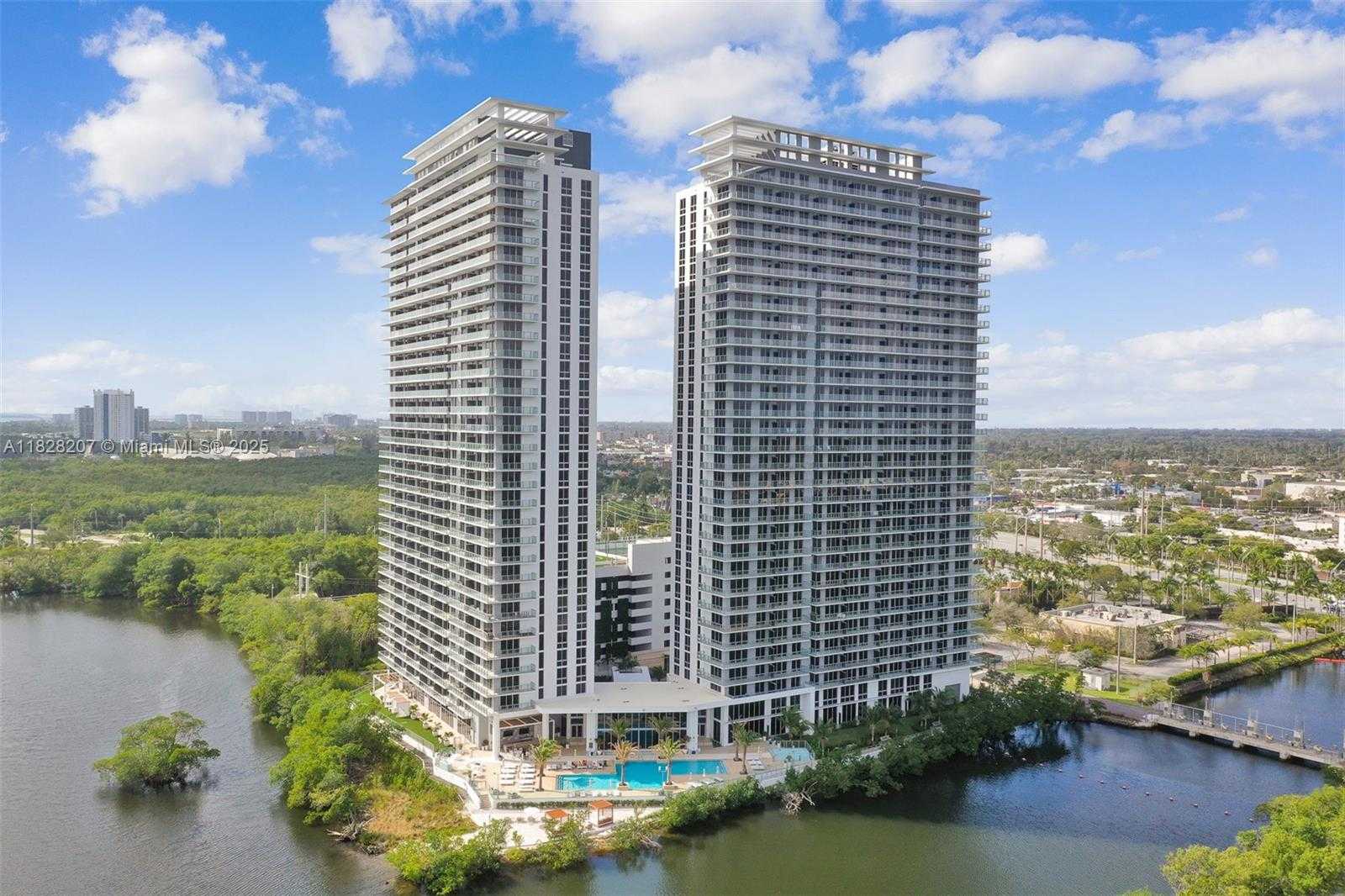 Small Image of 16385 BISCAYNE BLVD #3120, North Miami Beach Number 57