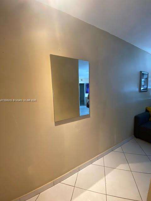 Small Image of 2899 COLLINS AVE #1002, Miami Beach Number 8