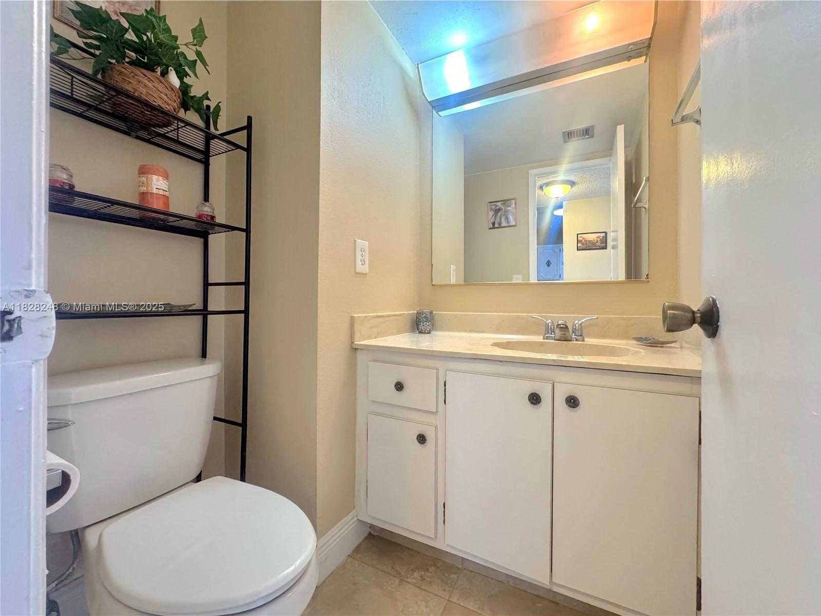 Small Image of 2851 NORTH EAST 183RD ST #715E, Aventura Number 10