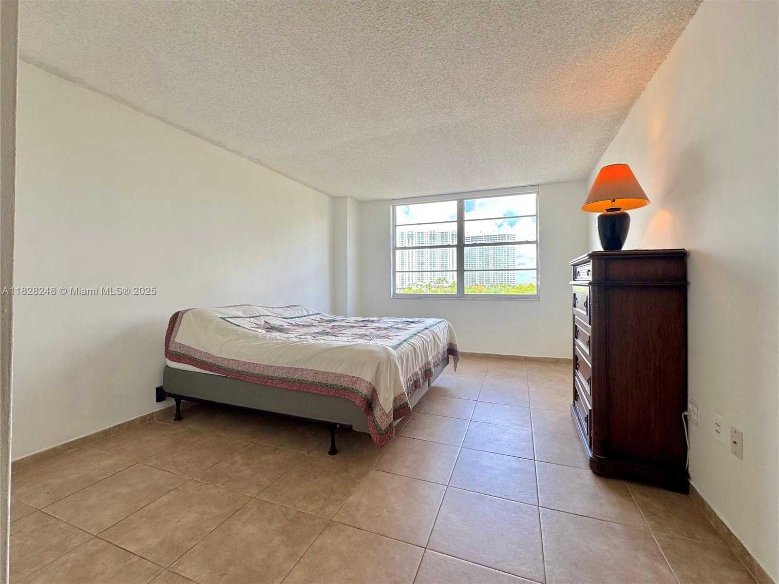 Small Image of 2851 NORTH EAST 183RD ST #715E, Aventura Number 9