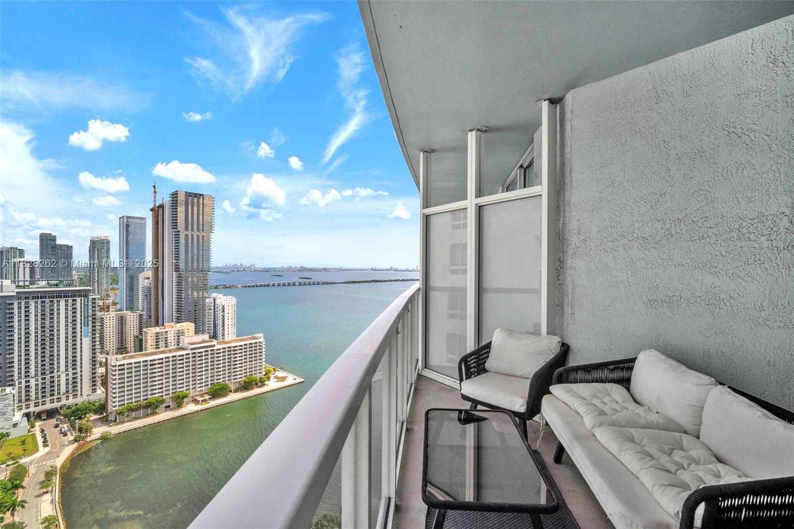 Small Image of 1900 NORTH BAYSHORE DR #3610, Miami Number 19
