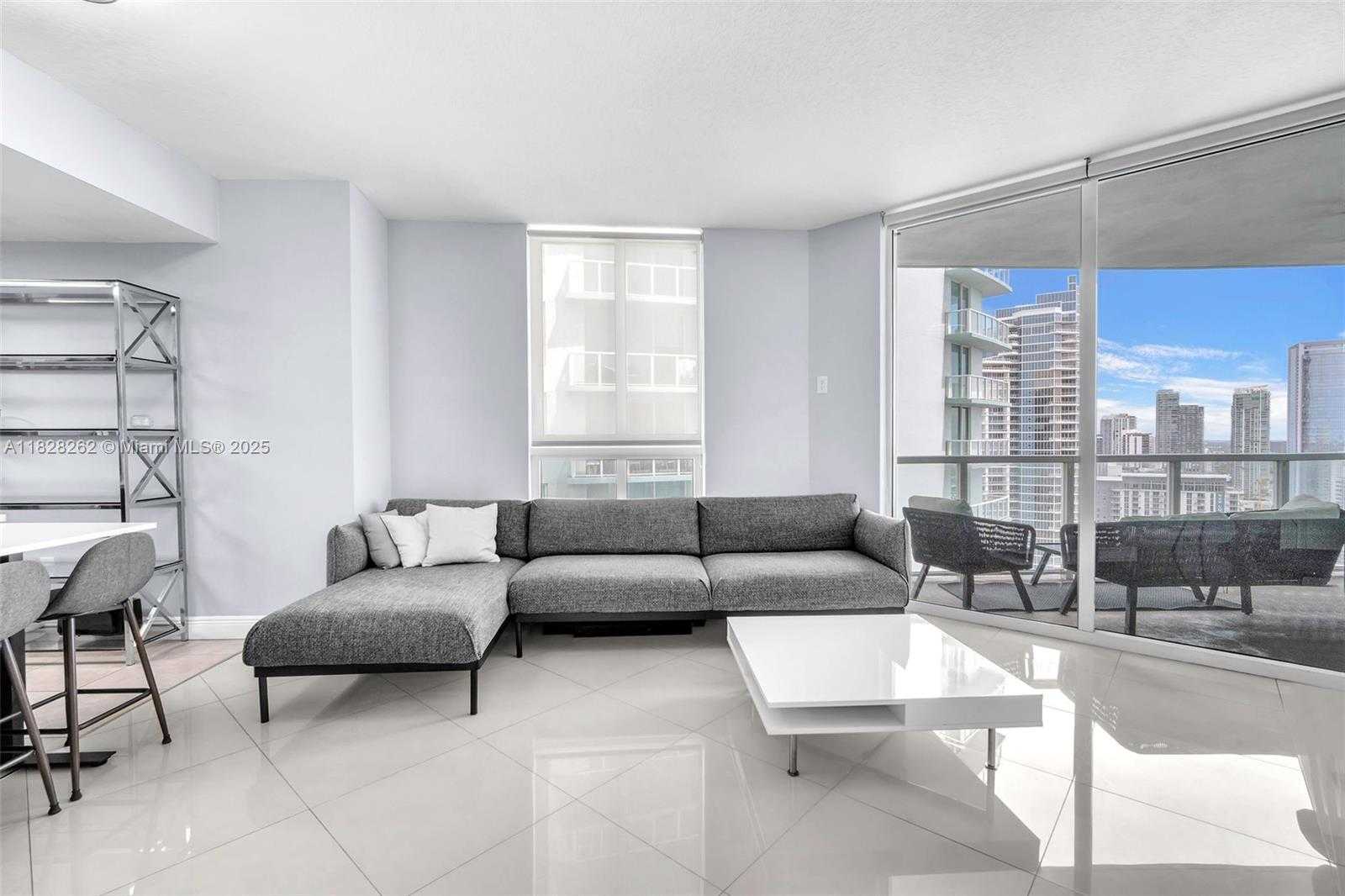 Small Image of 1900 NORTH BAYSHORE DR #3610, Miami Number 2