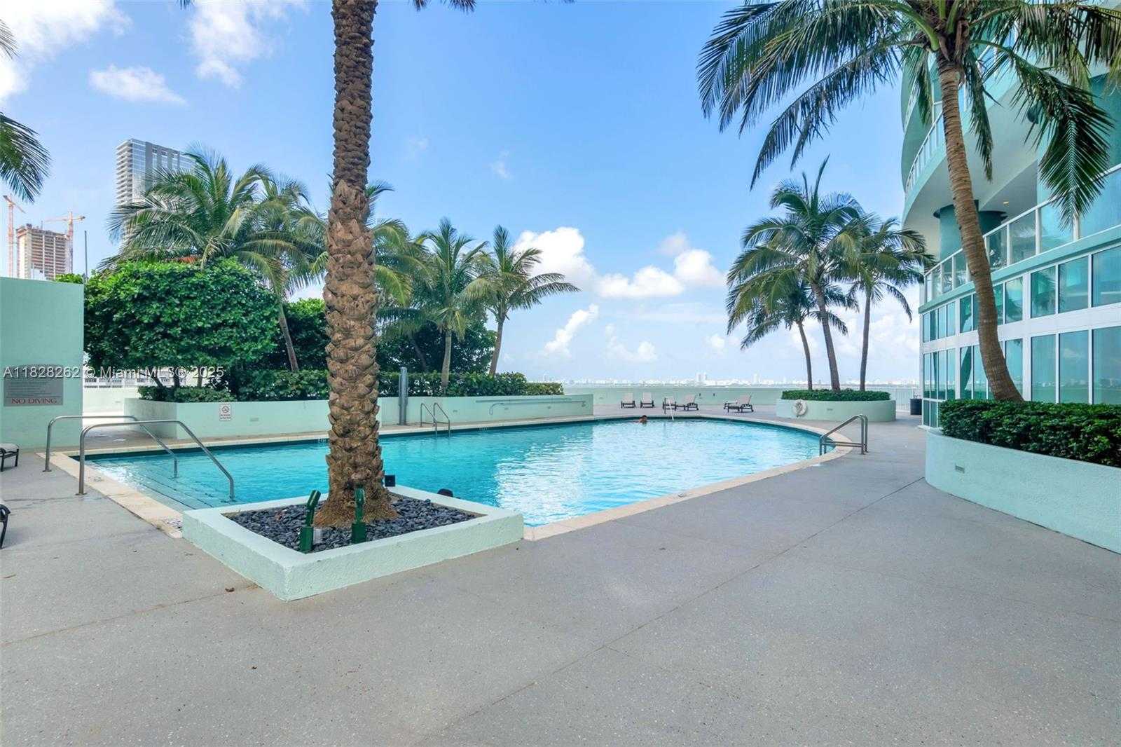 Small Image of 1900 NORTH BAYSHORE DR #3610, Miami Number 21