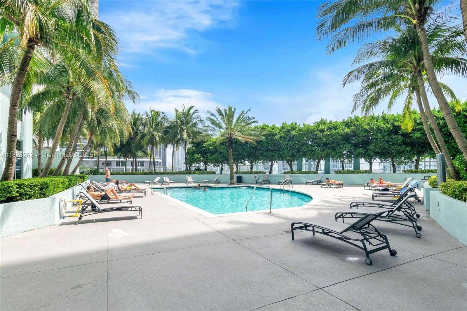 Small Image of 1900 NORTH BAYSHORE DR #3610, Miami Number 23