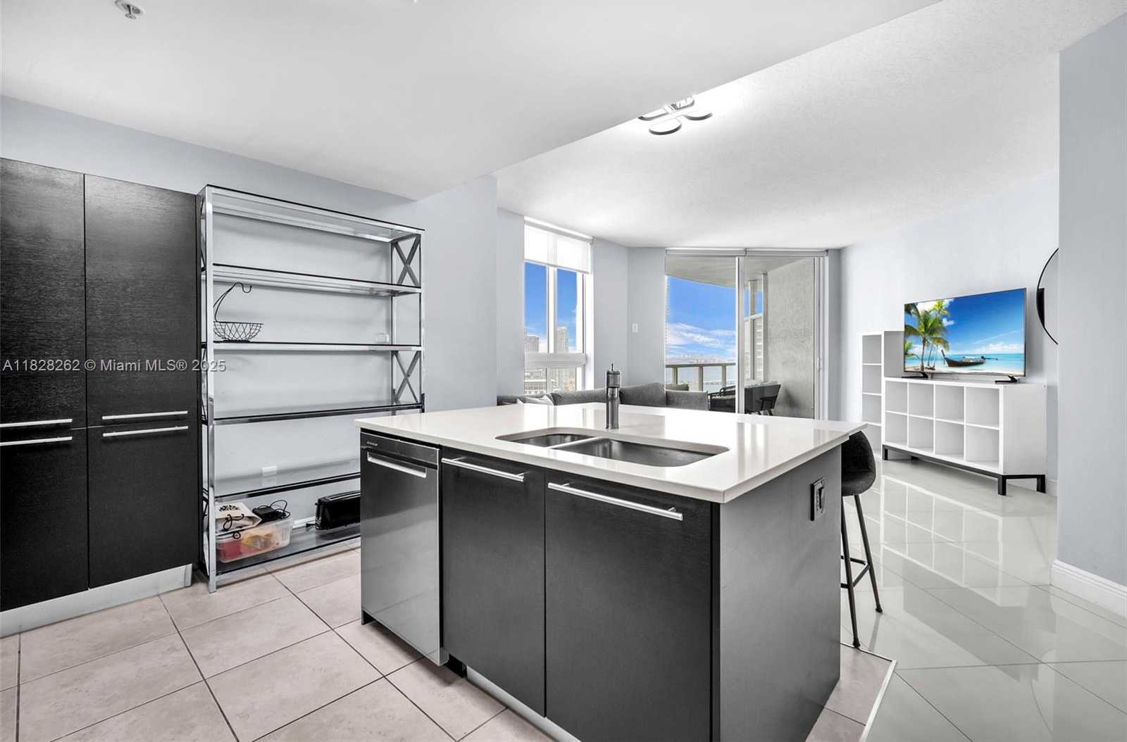 Small Image of 1900 NORTH BAYSHORE DR #3610, Miami Number 7