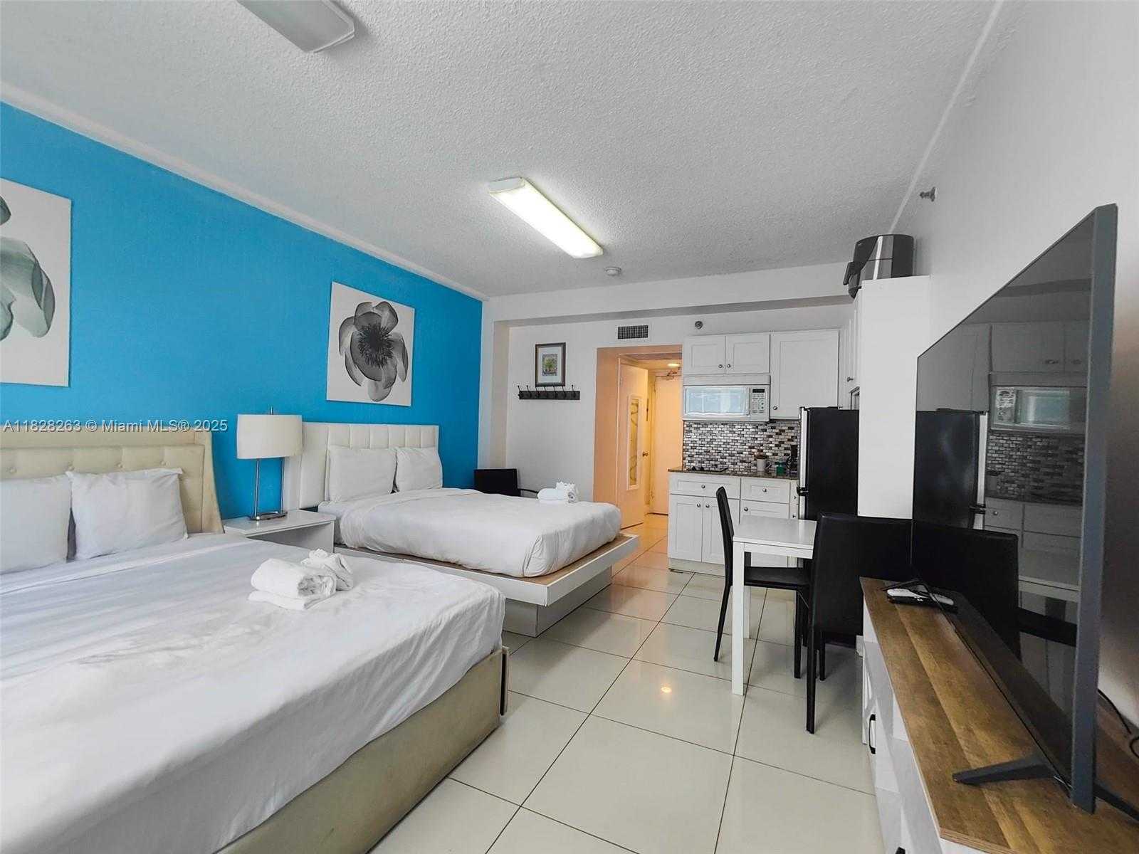 Small Image of 6345 COLLINS AVE #715, Miami Beach Number 13