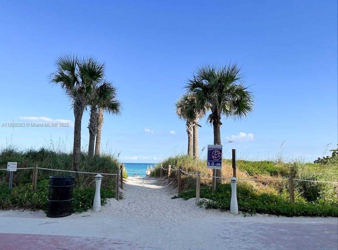 Small Image of 6345 COLLINS AVE #715, Miami Beach Number 14