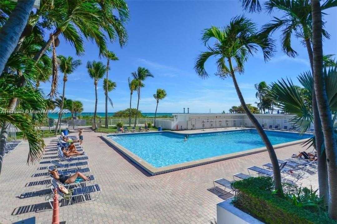 Small Image of 6345 COLLINS AVE #715, Miami Beach Number 20