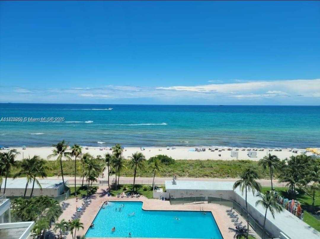 Small Image of 6345 COLLINS AVE #715, Miami Beach Number 27