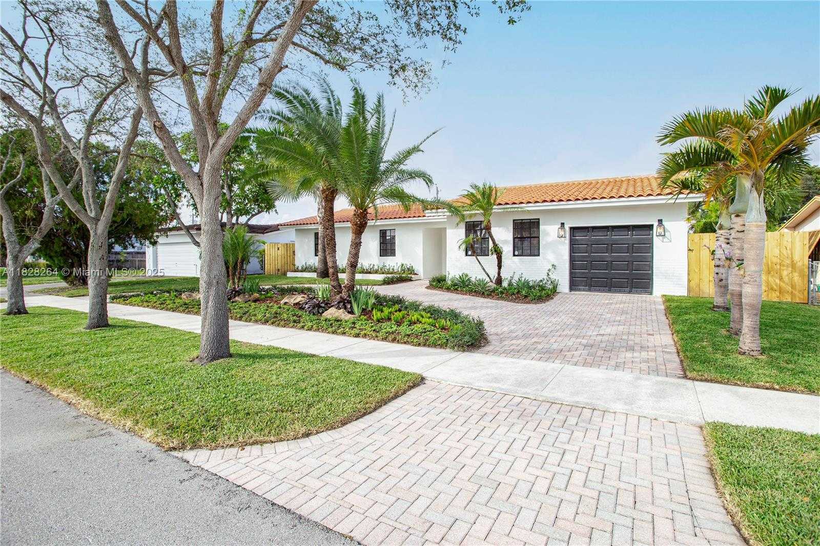 Small Image of 9371 62ND ST, Miami Number 2