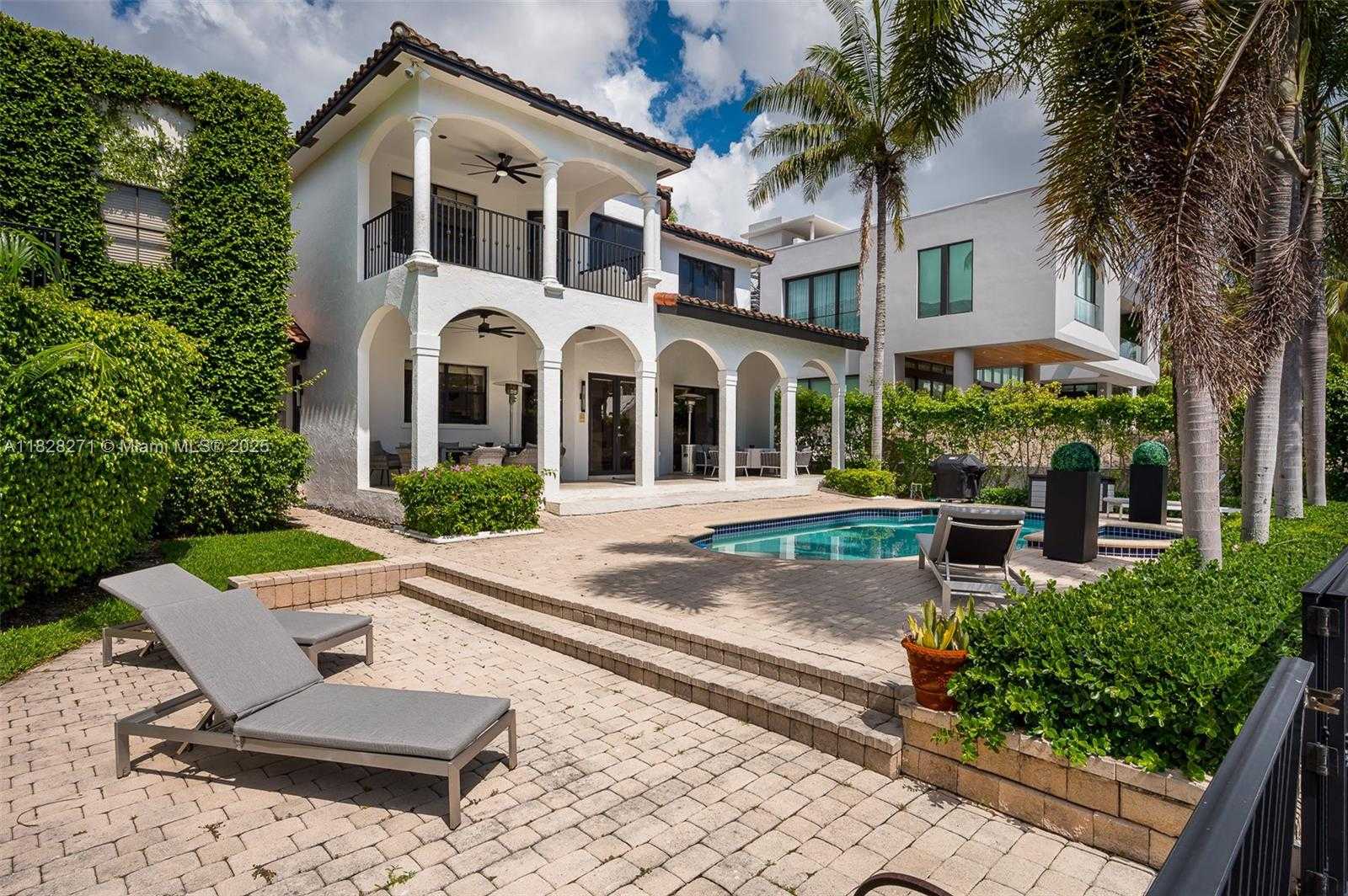 Small Image of Fort Lauderdale Number 24