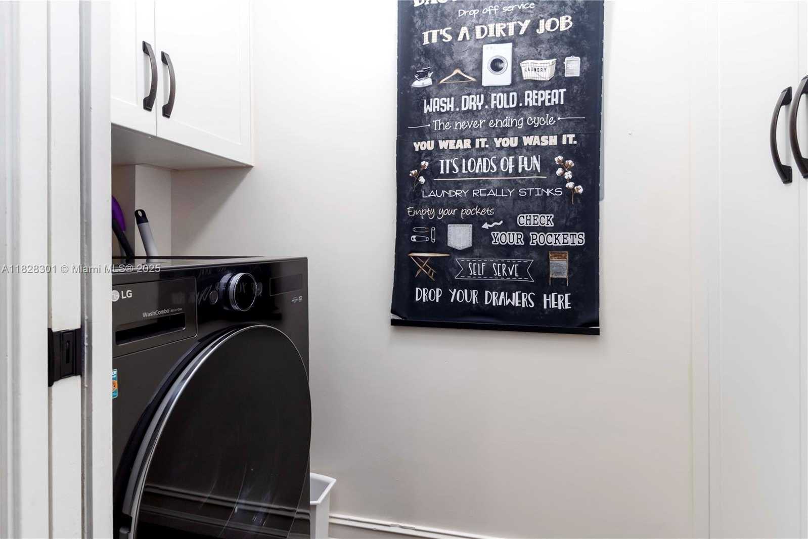 Small Image of 6917 COLLINS AVE #622, Miami Beach Number 9