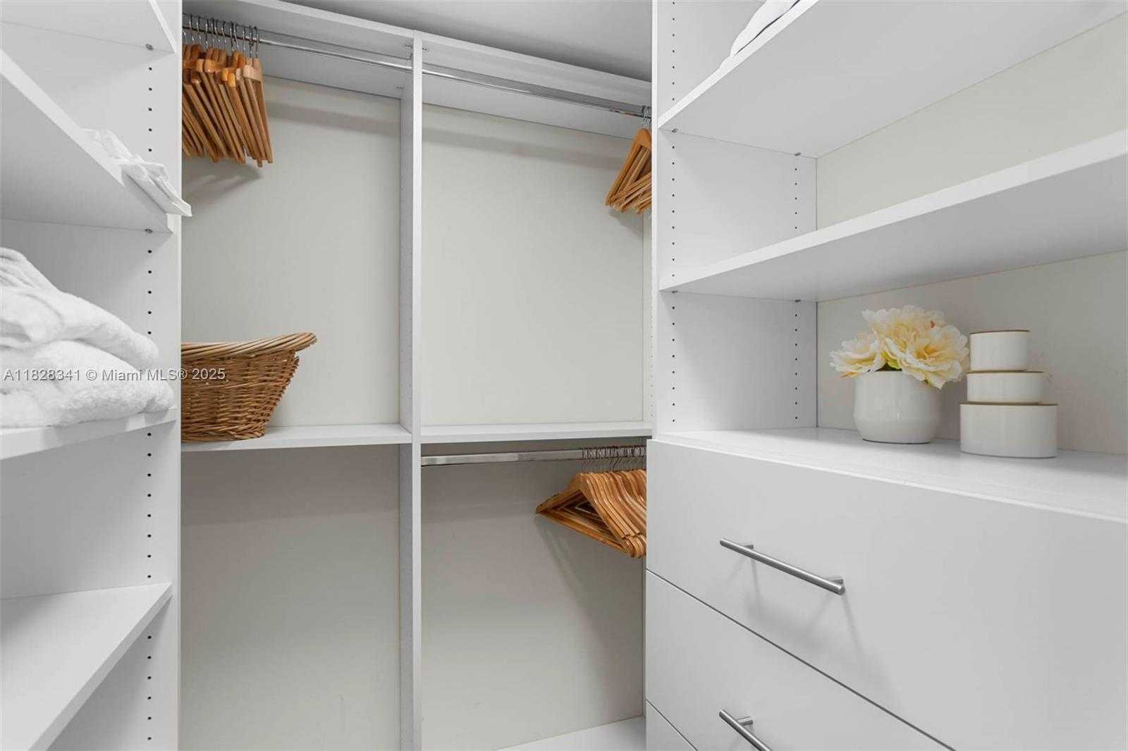 Small Image of 2101 SOUTH OCEAN DR #2302, Hollywood Number 27