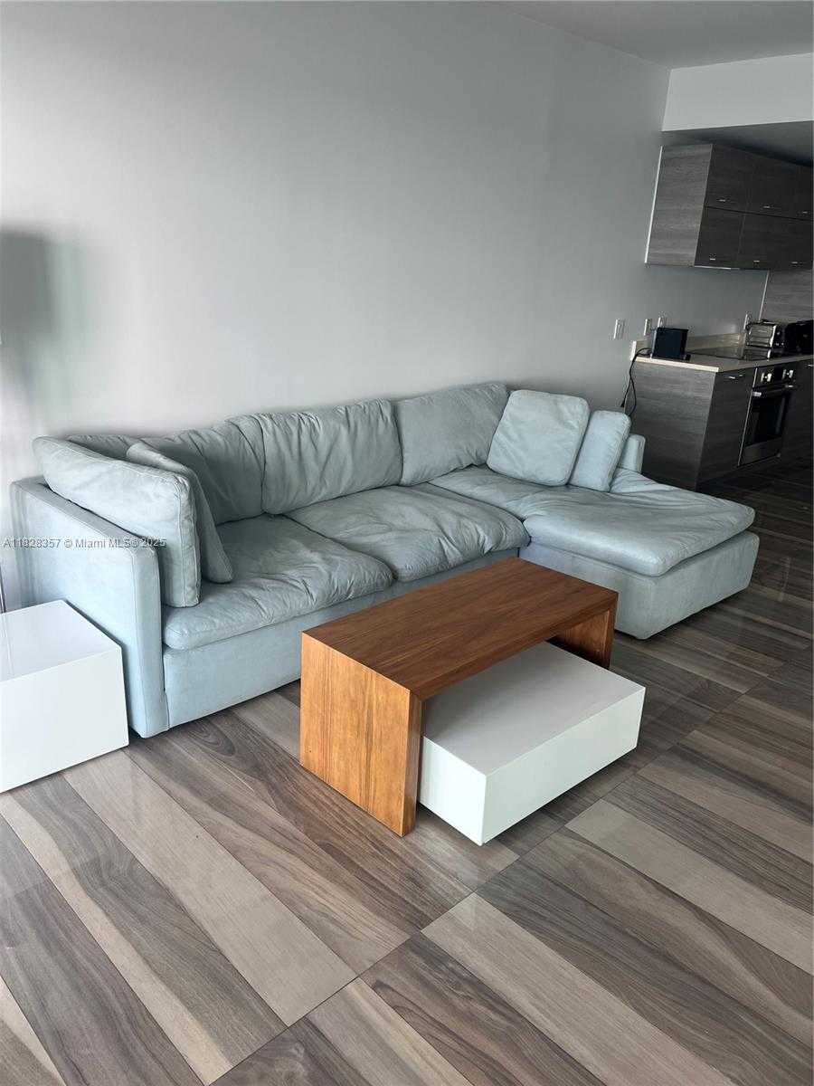 Small Image of 650 NORTH EAST 32ND ST #3705, Miami Number 9