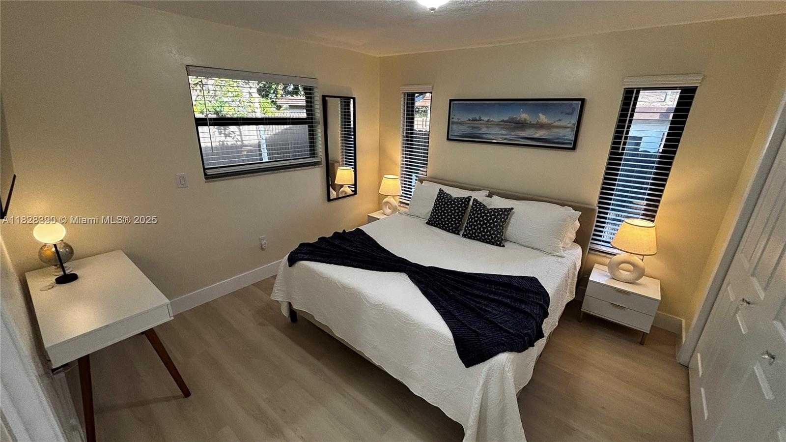 Small Image of 1023 NORTH WEST 19TH AVE, Miami Number 15