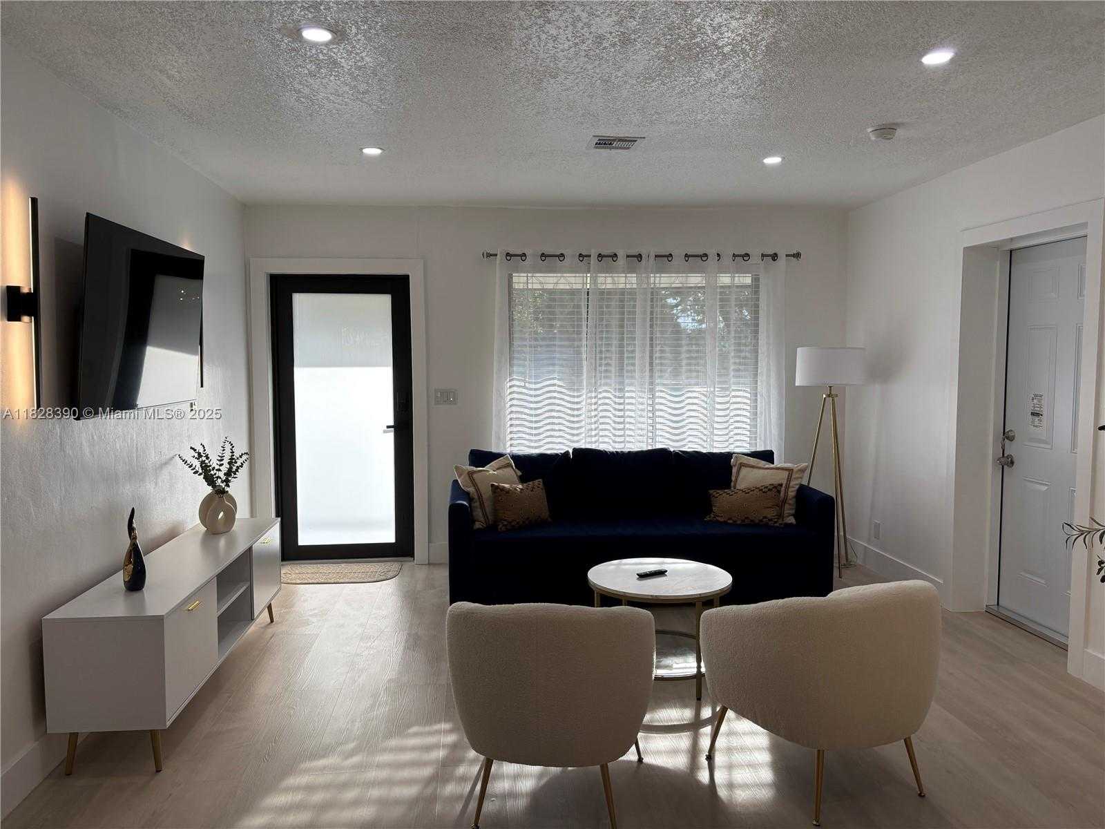 Small Image of 1023 NORTH WEST 19TH AVE, Miami Number 8