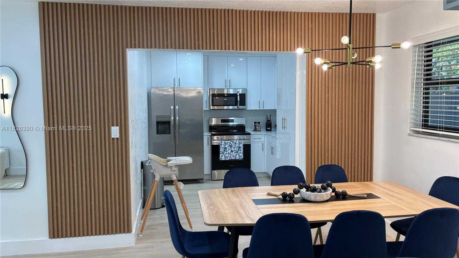 Small Image of 1023 NORTH WEST 19TH AVE, Miami Number 9