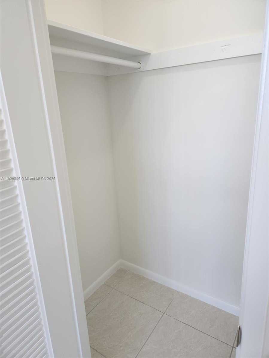 Small Image of 2841 NORTH EAST 163RD ST #Unit 912, North Miami Beach Number 9