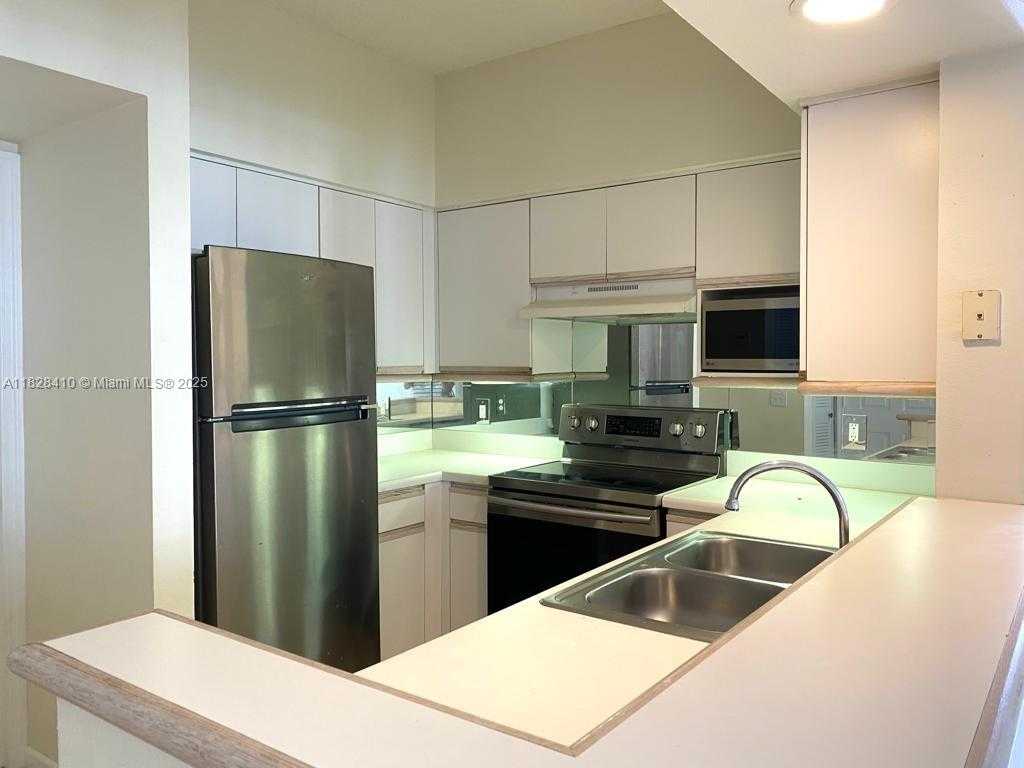 Small Image of 3115 NORTH EAST 184TH ST #4202, Aventura Number 6