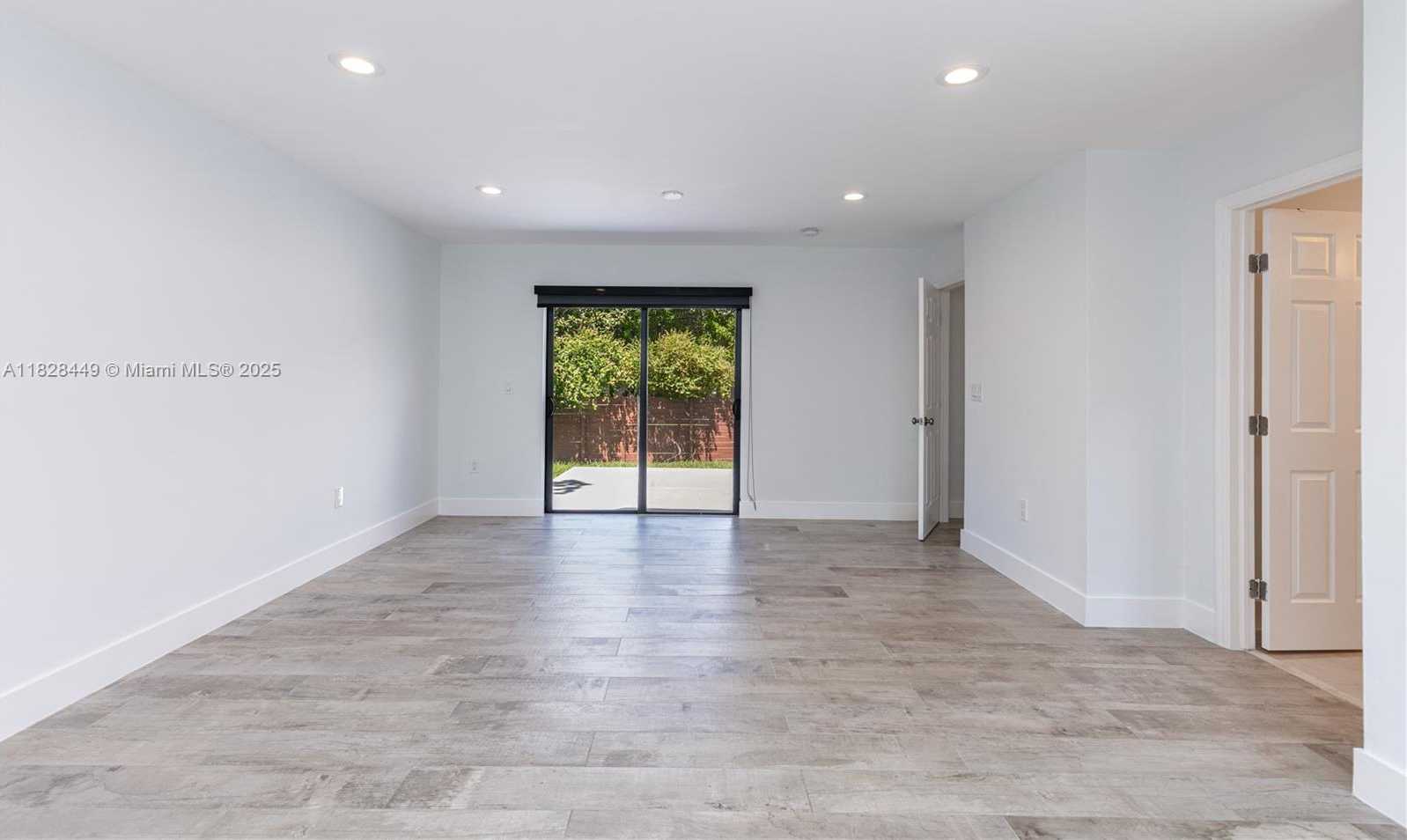Small Image of 1116 NORTH EAST 117TH ST, Biscayne Park Number 12