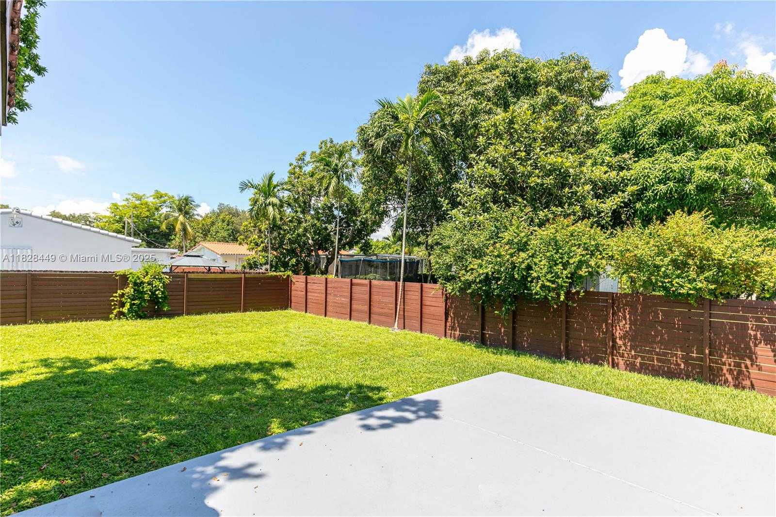 Small Image of 1116 NORTH EAST 117TH ST, Biscayne Park Number 20