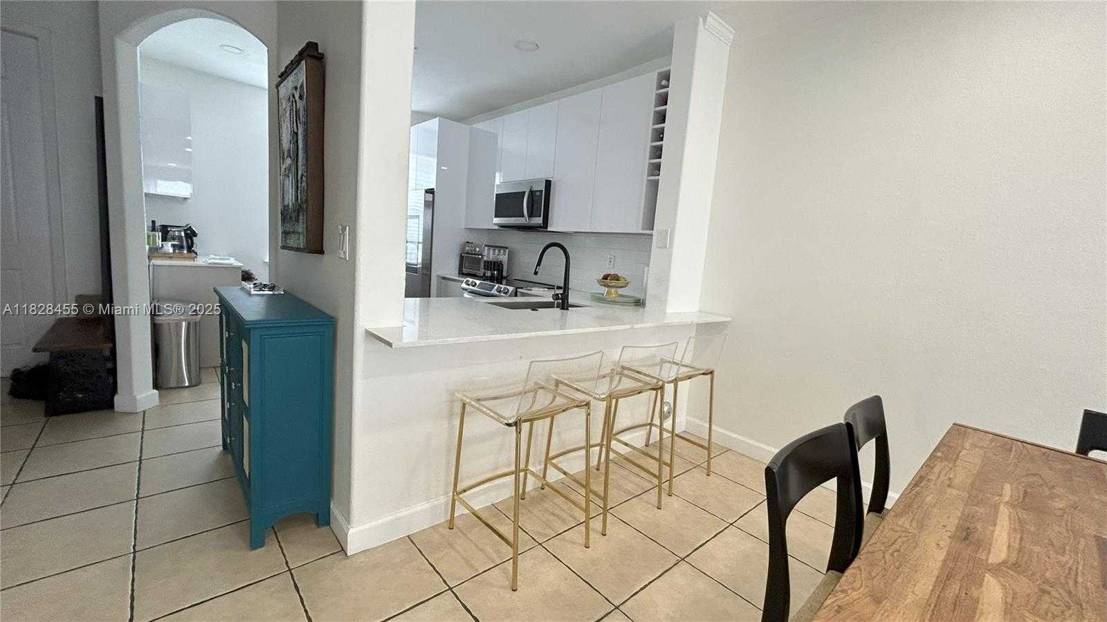 Small Image of 5440 NORTH WEST 107TH AVE #212, Doral Number 2