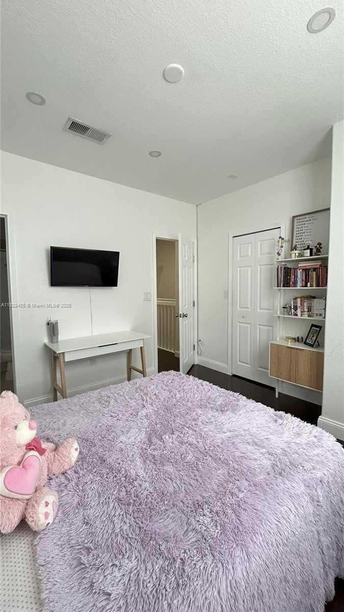Small Image of 5440 NORTH WEST 107TH AVE #212, Doral Number 25