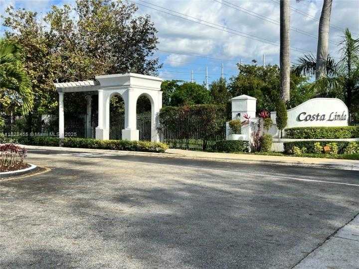 Small Image of 5440 NORTH WEST 107TH AVE #212, Doral Number 35