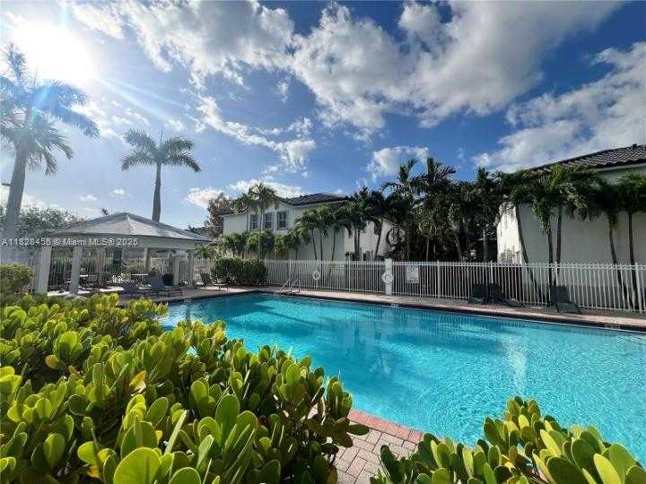 Small Image of 5440 NORTH WEST 107TH AVE #212, Doral Number 36