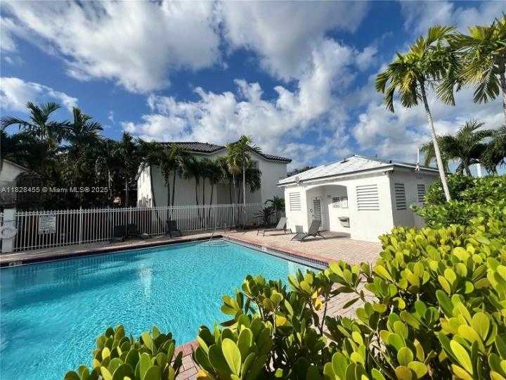 Small Image of 5440 NORTH WEST 107TH AVE #212, Doral Number 37