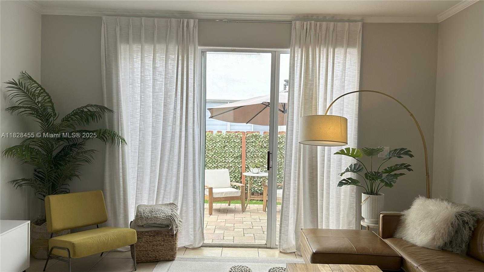 Small Image of 5440 NORTH WEST 107TH AVE #212, Doral Number 5