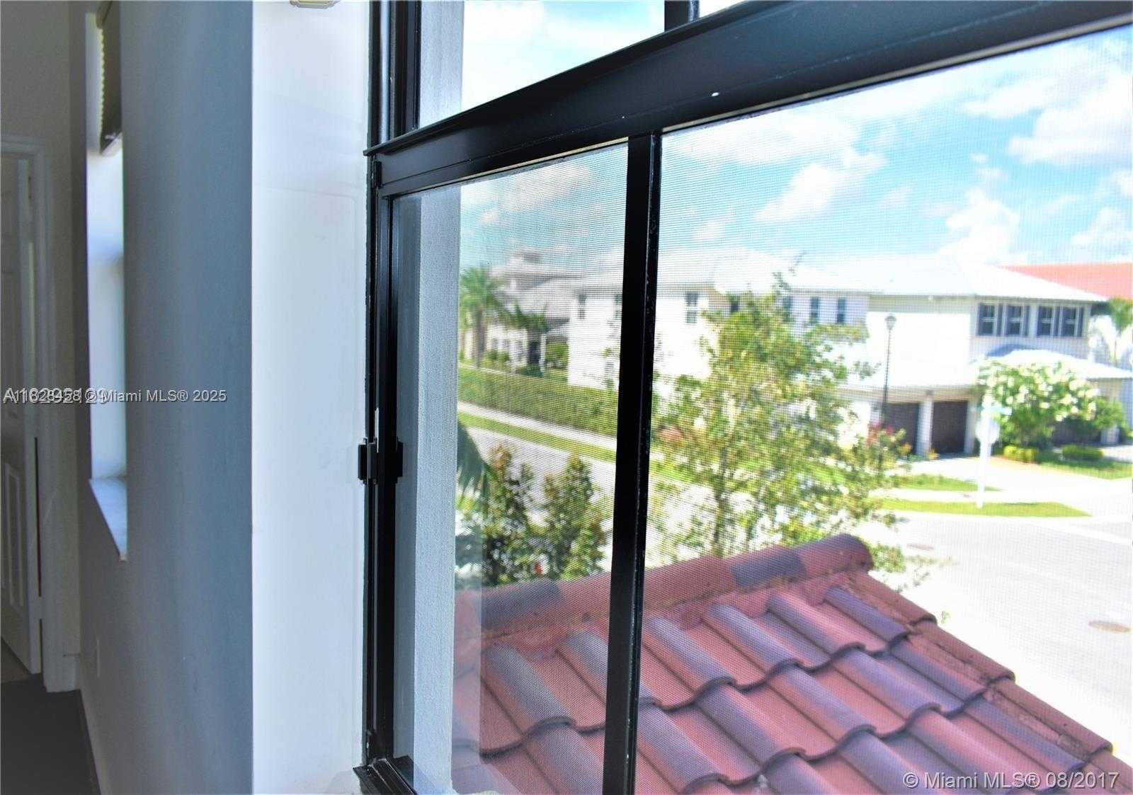 Small Image of 6930 NORTH WEST 106TH AVE #6930, Doral Number 33