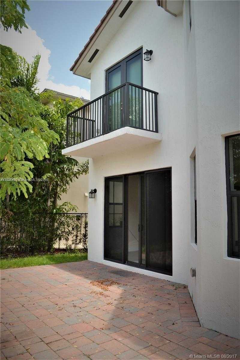 Small Image of 6930 NORTH WEST 106TH AVE #6930, Doral Number 36