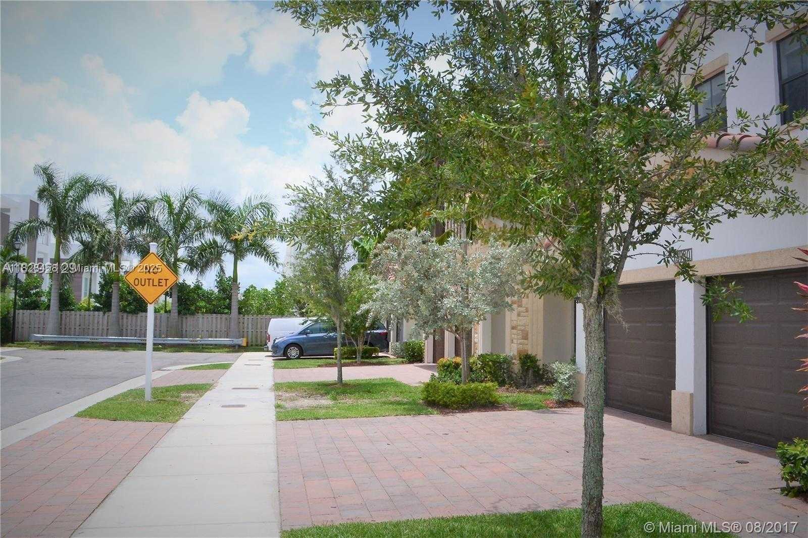 Small Image of 6930 NORTH WEST 106TH AVE #6930, Doral Number 37