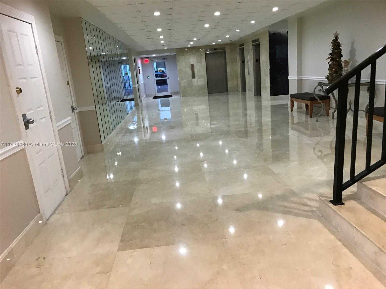 Small Image of 5005 COLLINS AV #715, Miami Beach Number 3