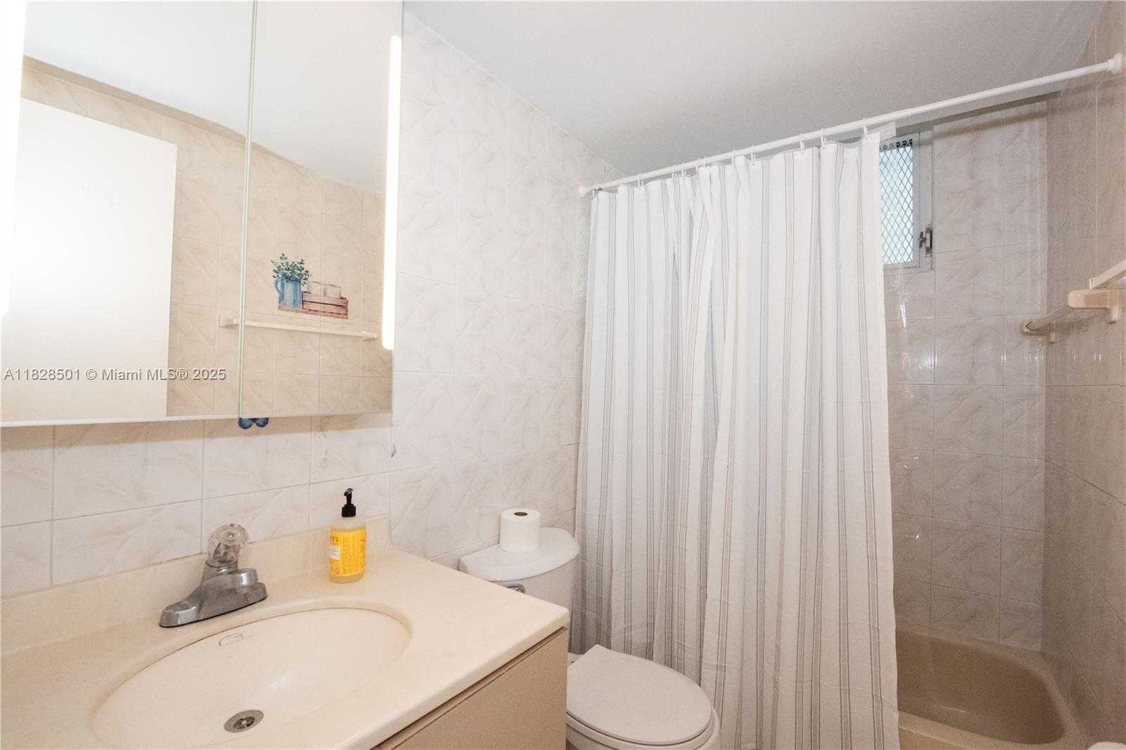 Small Image of 1150 EUCLID AVE #205, Miami Beach Number 11