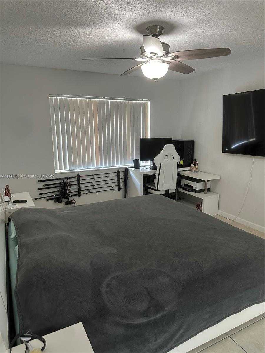 Small Image of 10511 SOUTH WEST 108TH AVE #287, Miami Number 13